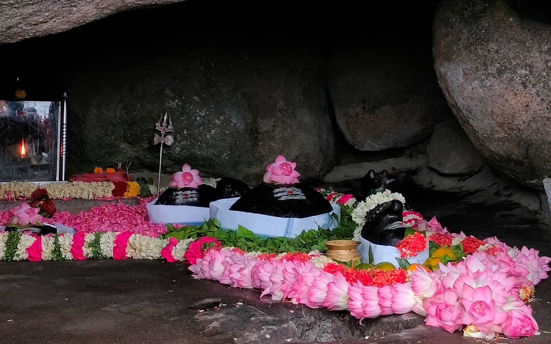 Vellingiri Andavar Groups